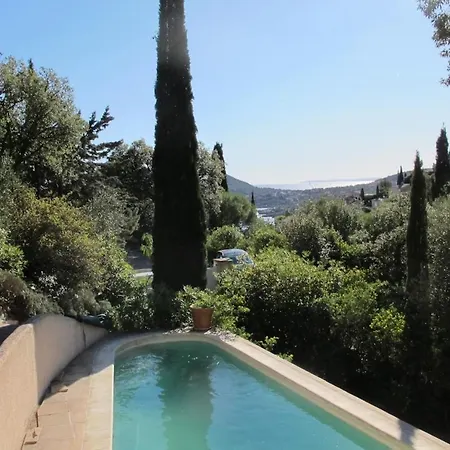 Villa 3 Chambres Avec Piscine Au Calme *